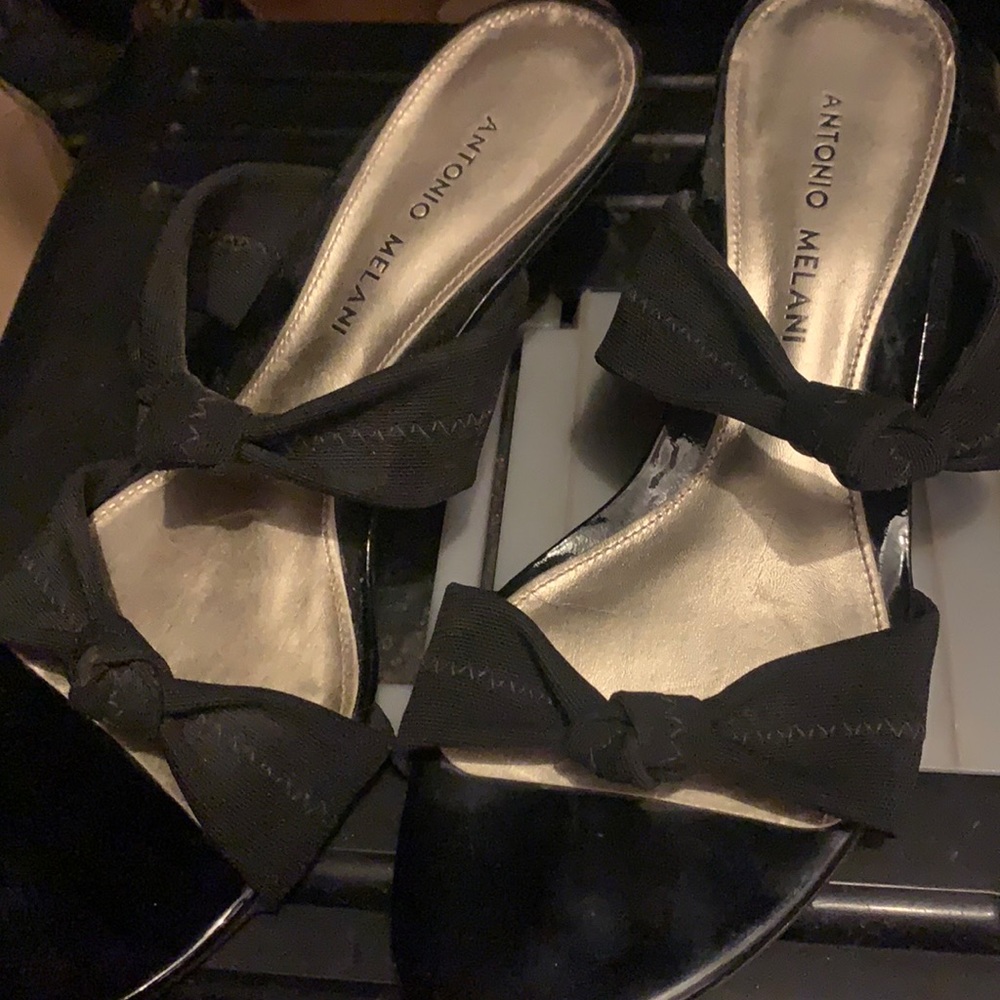 Antonio melani low heel shoe